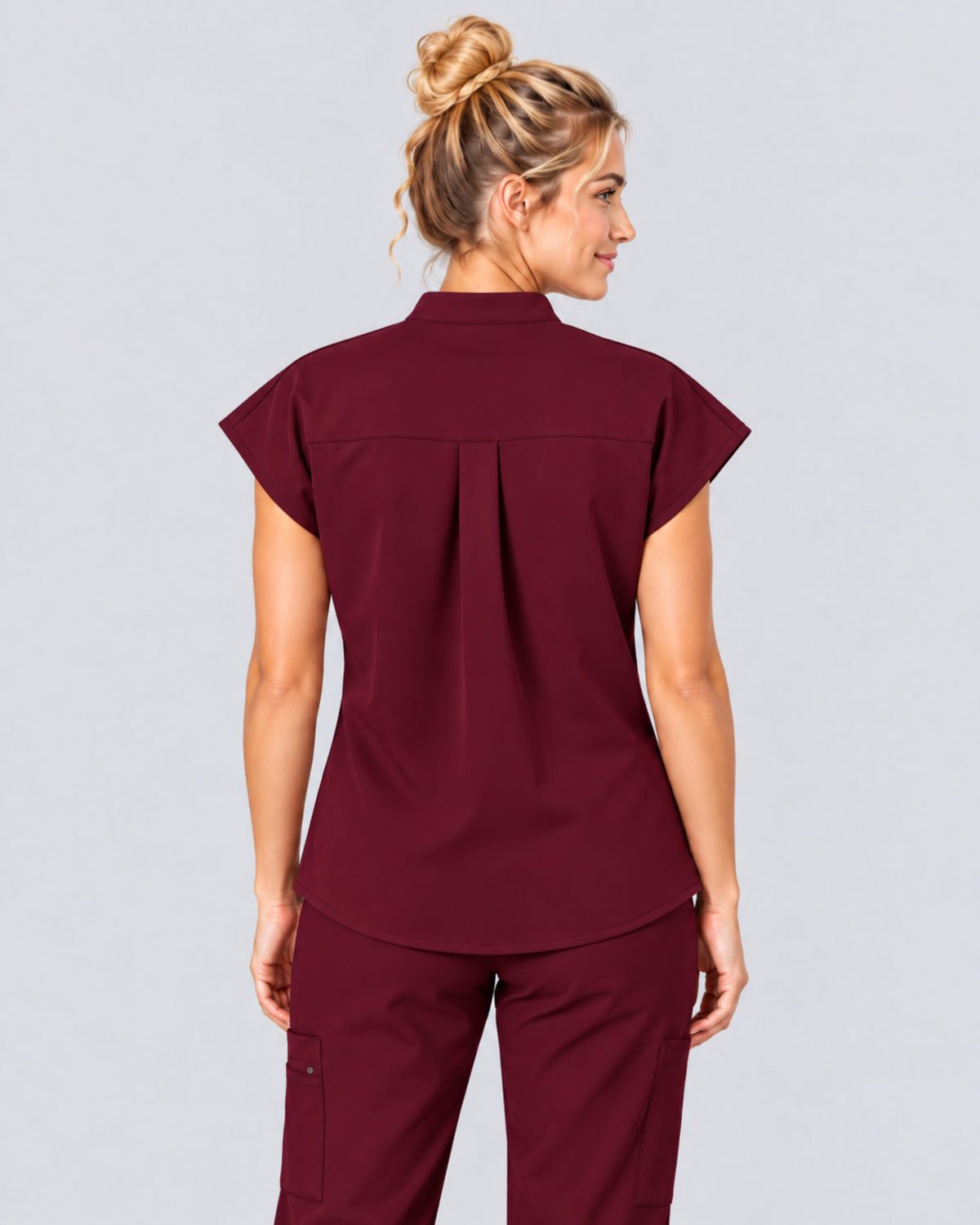 VantaFlex™ Premium Zip Stand-Collar Scrub Top